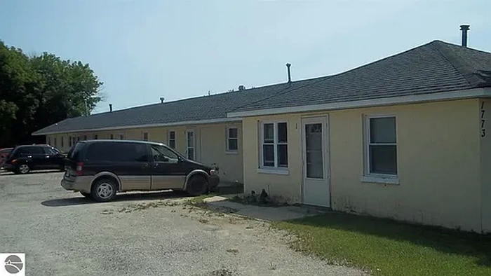 Whittemore Motel - Real Estate Listing Photo